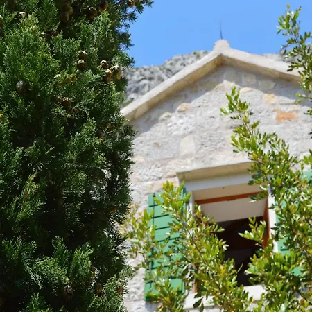 Rustic, Modern With Pool * Omiš